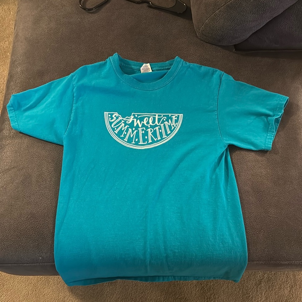 Sweet Summertime TShirt. Size Small.